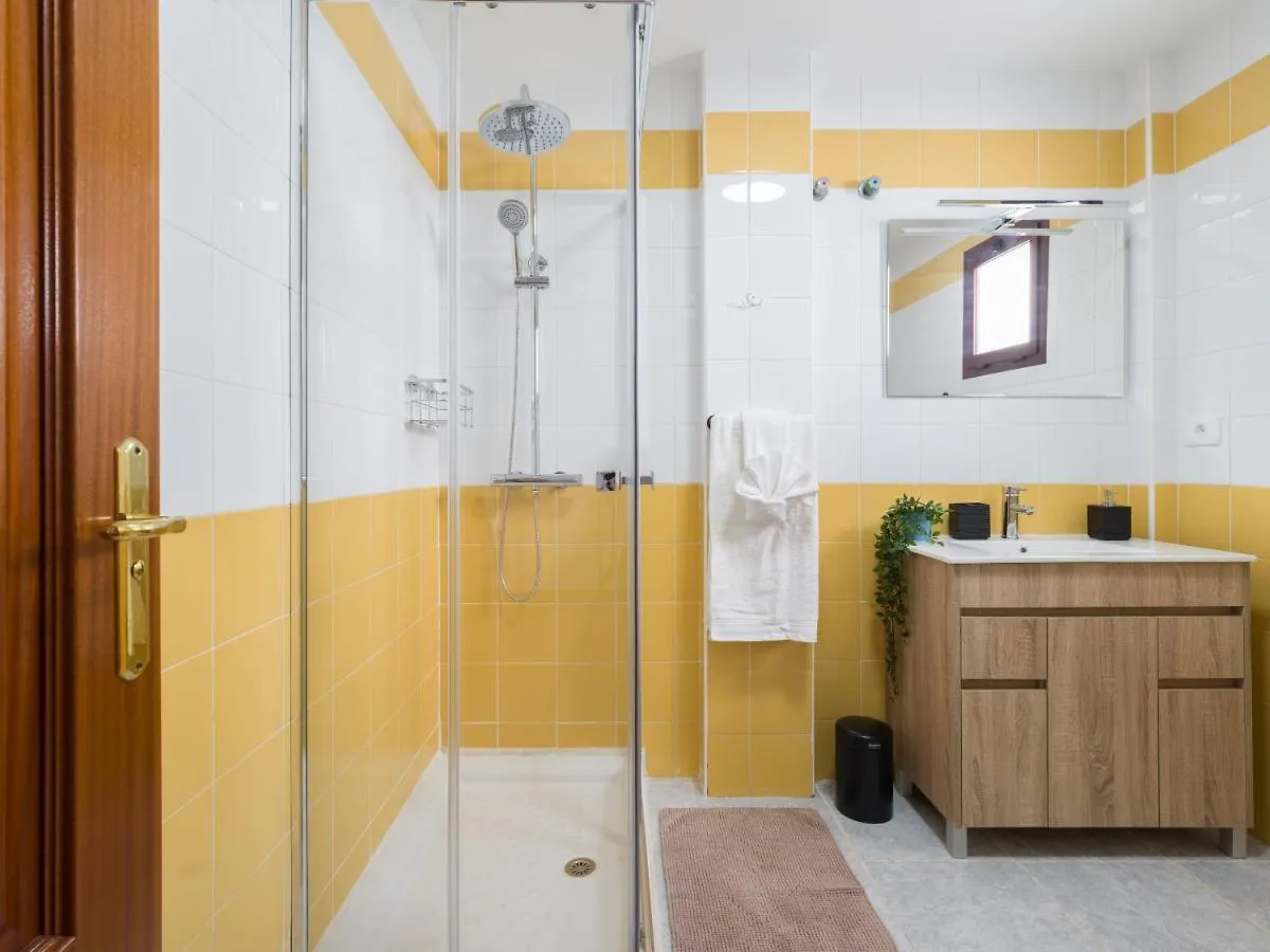Giraud II - Secluded Beachfront Duplex Santa Maria de Guia de Gran Canaria