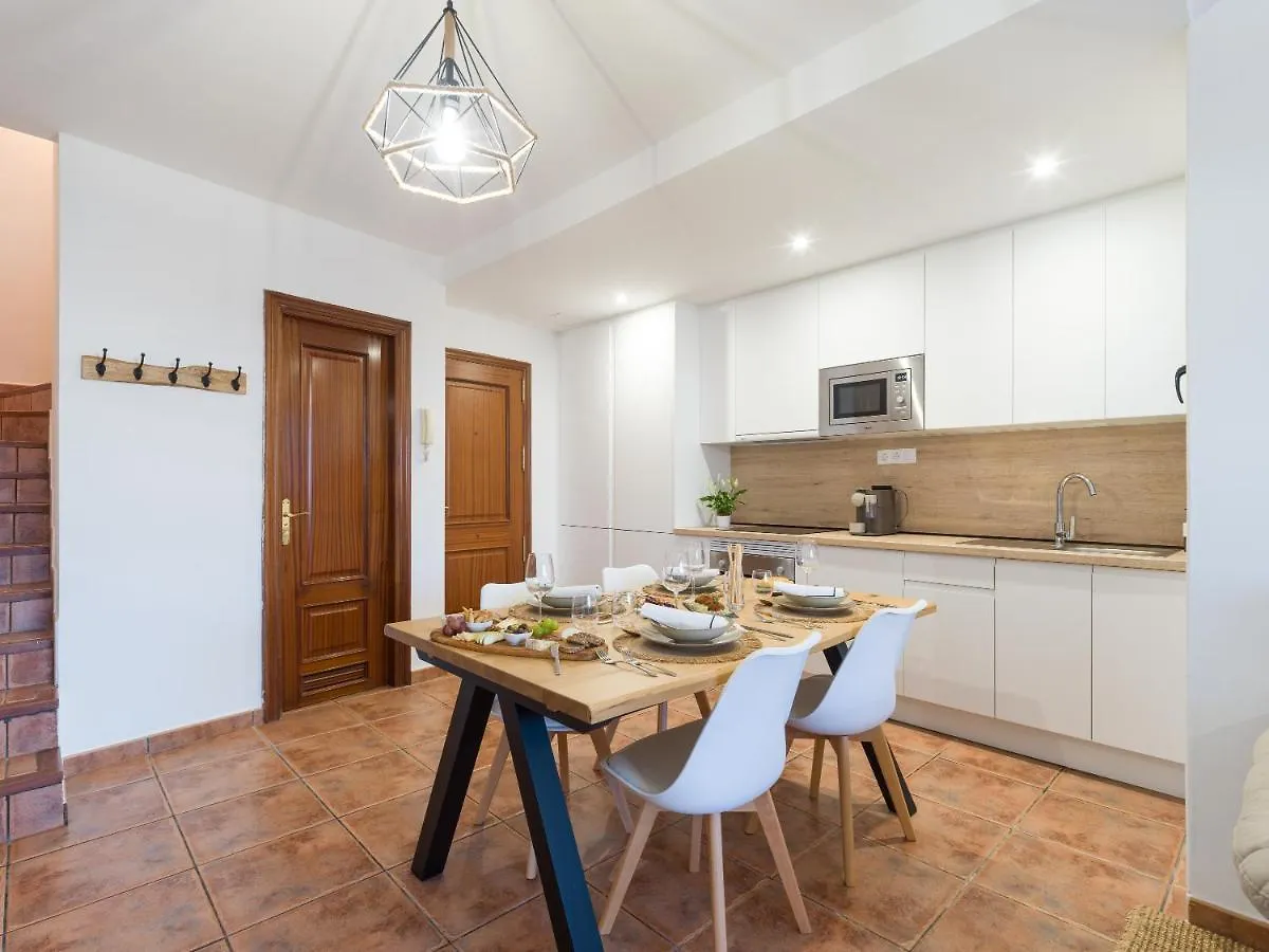 Апартаменты Giraud II - Secluded Beachfront Duplex Santa Maria de Guia de Gran Canaria Испания