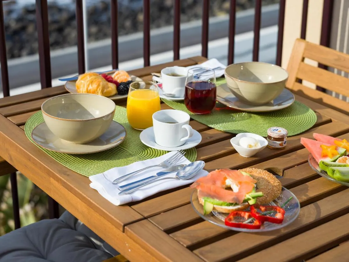 Giraud II - Secluded Beachfront Duplex Santa Maria de Guia de Gran Canaria Appartement