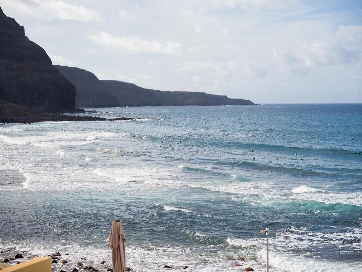 Giraud II - Secluded Beachfront Duplex Santa Maria de Guia de Gran Canaria Apartment