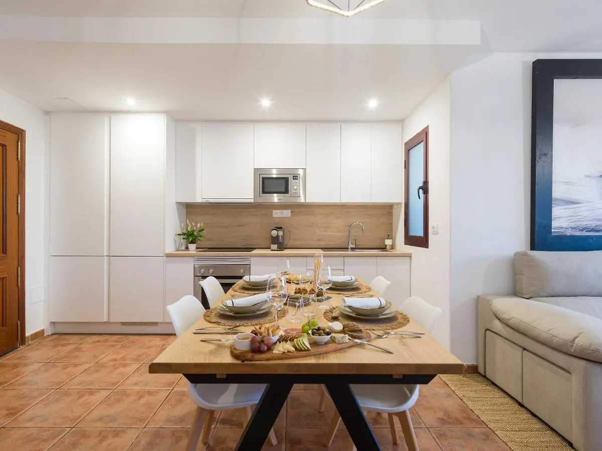 Giraud II - Secluded Beachfront Duplex Santa Maria de Guia de Gran Canaria Apartment